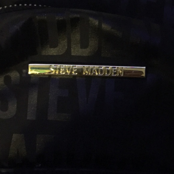 Steven madden backpack - Picture 2 of 4